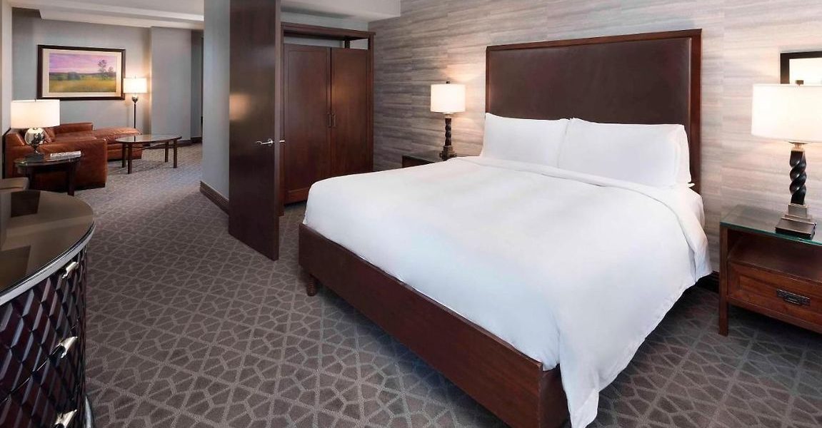 Hight Class Commons Hotel Minneapolis